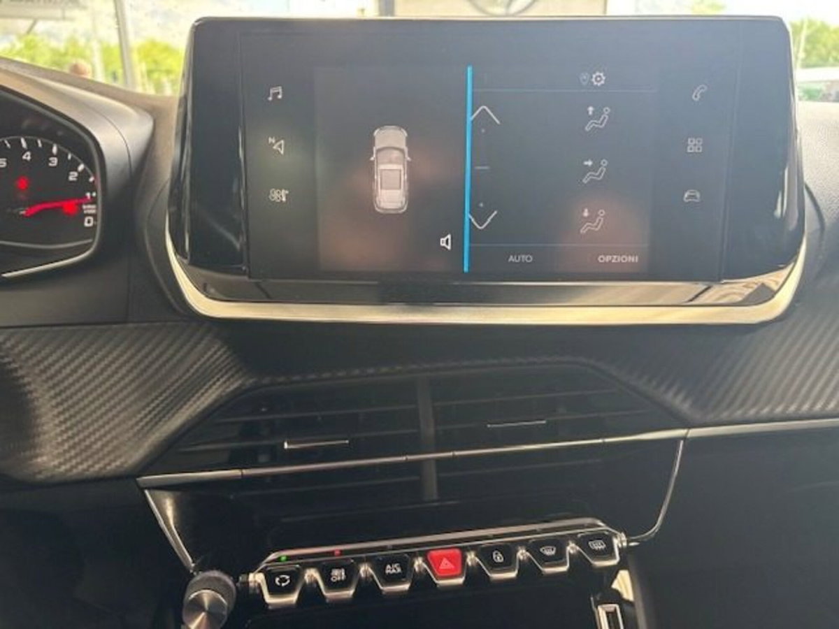 Peugeot 2008 BlueHDi 100 S&S Allure (15)