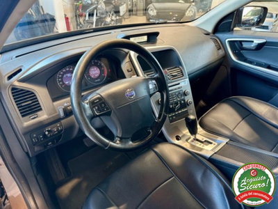 Volvo XC60 2.4 D 163 CV AWD Momentum (6)