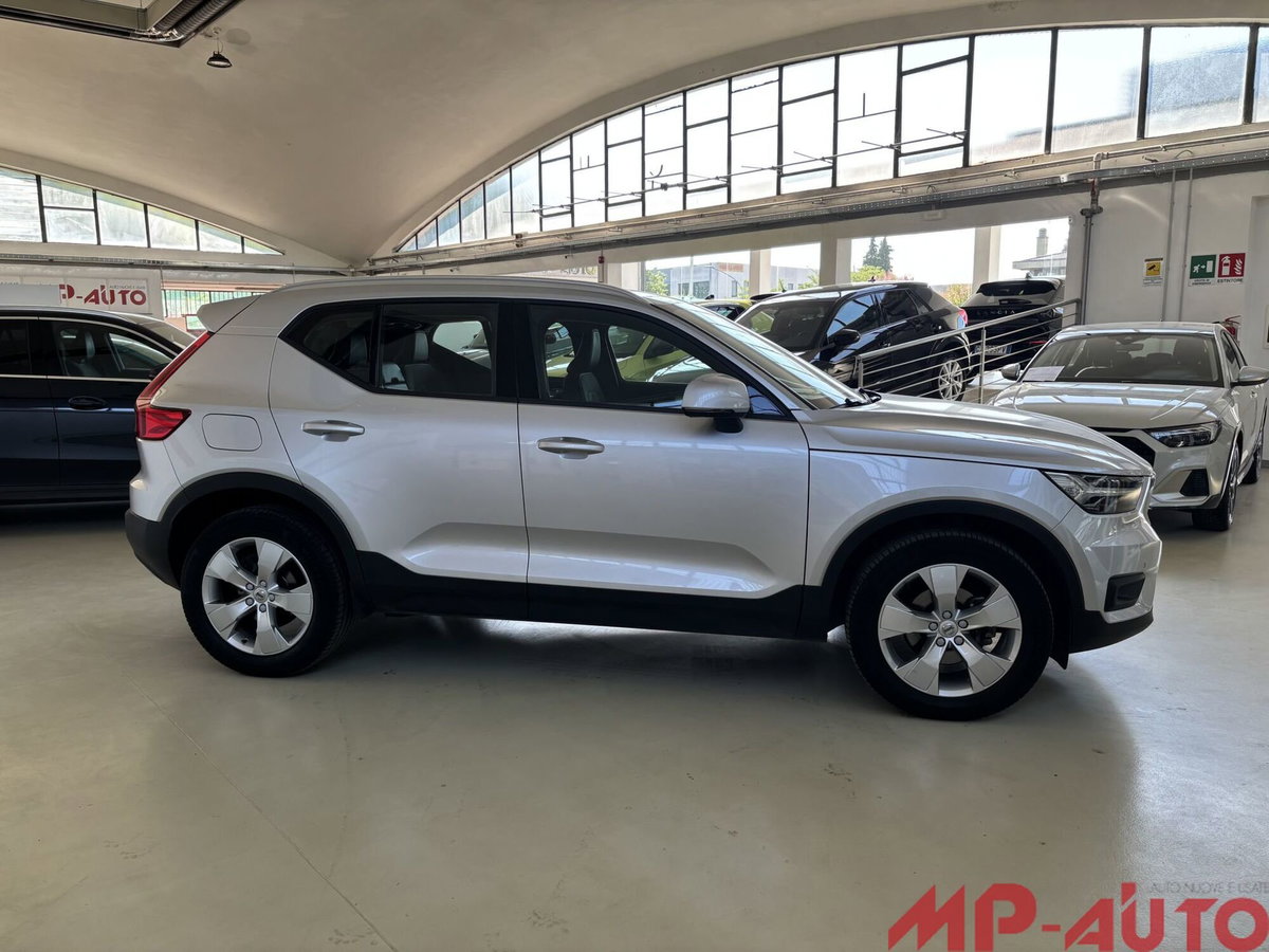 Volvo XC40 T3 (6)