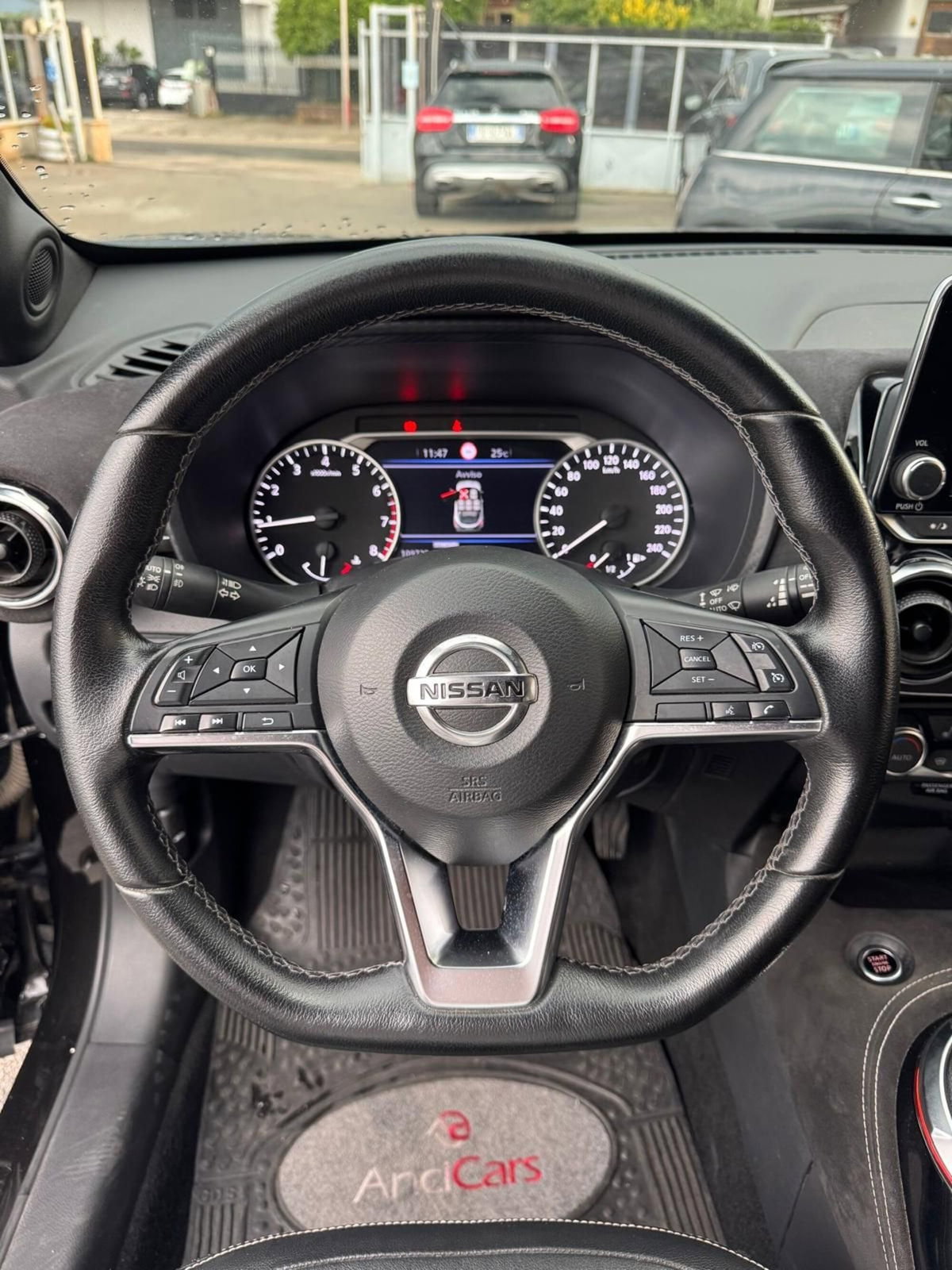 Nissan Juke 1.0 dig-t N-Design 114cv (7)