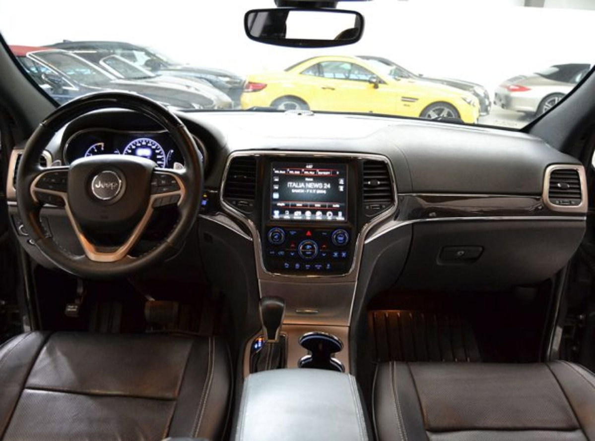 Jeep Grand Cherokee 3.0 V6 CRD 250 CV Multijet II Overland (8)