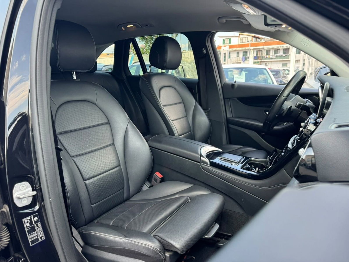 Mercedes-Benz GLC SUV 220 d 4Matic Sport (11)