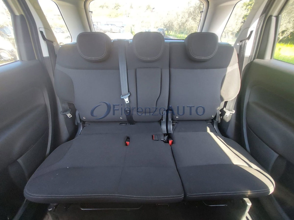 Fiat 500L 1.4 95 CV Cross (13)
