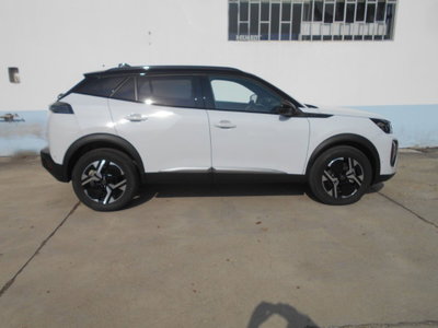 Peugeot 2008 1.2 hybrid GT Exclusive 145cv e-dcs6 (17)