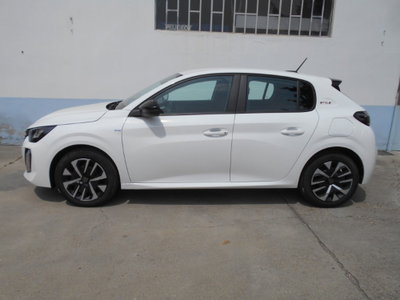 Peugeot 208 PureTech 100 Stop&Start 5 porte GT (9)