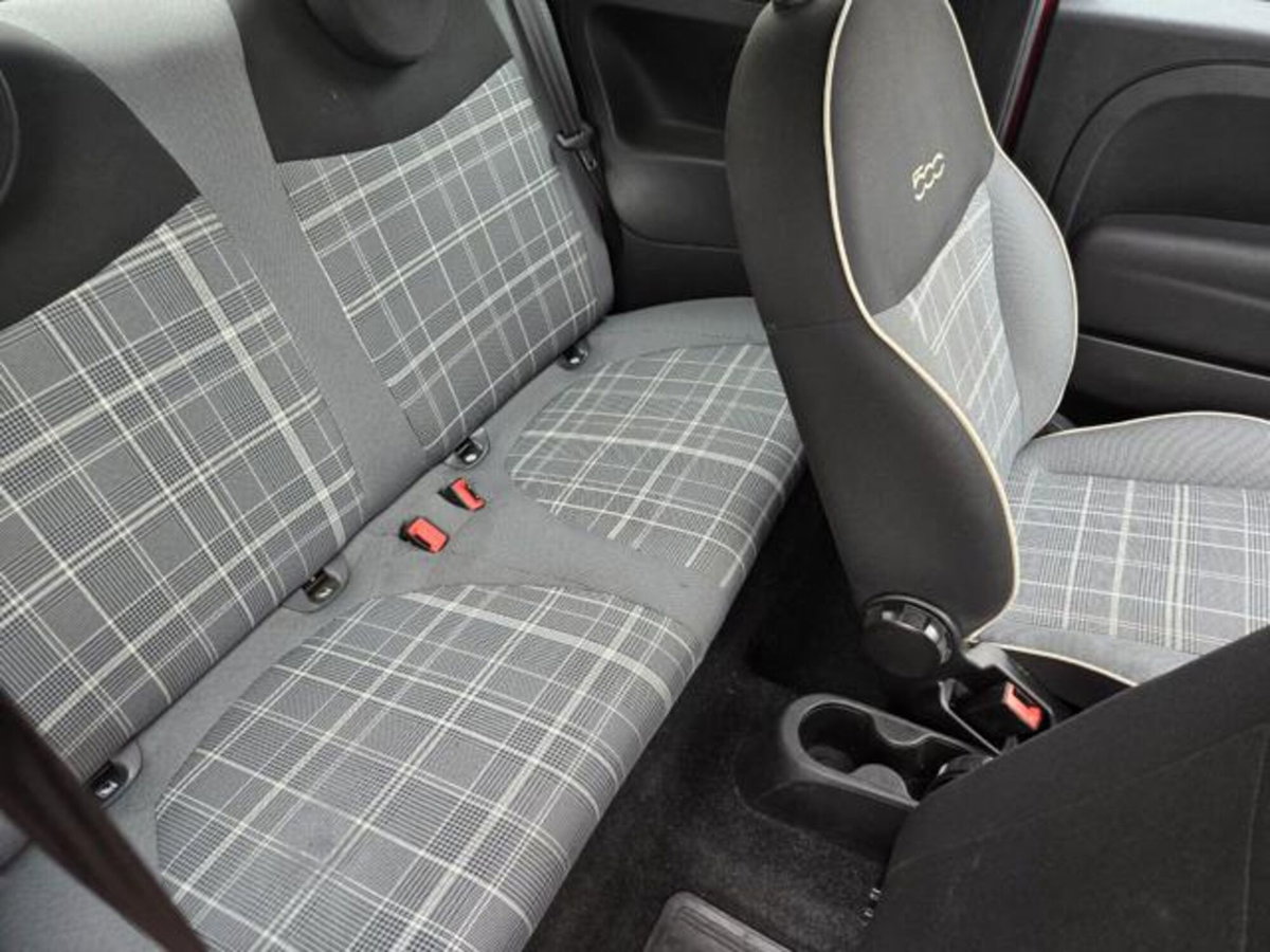 Fiat 500 1.0 Hybrid Lounge (14)