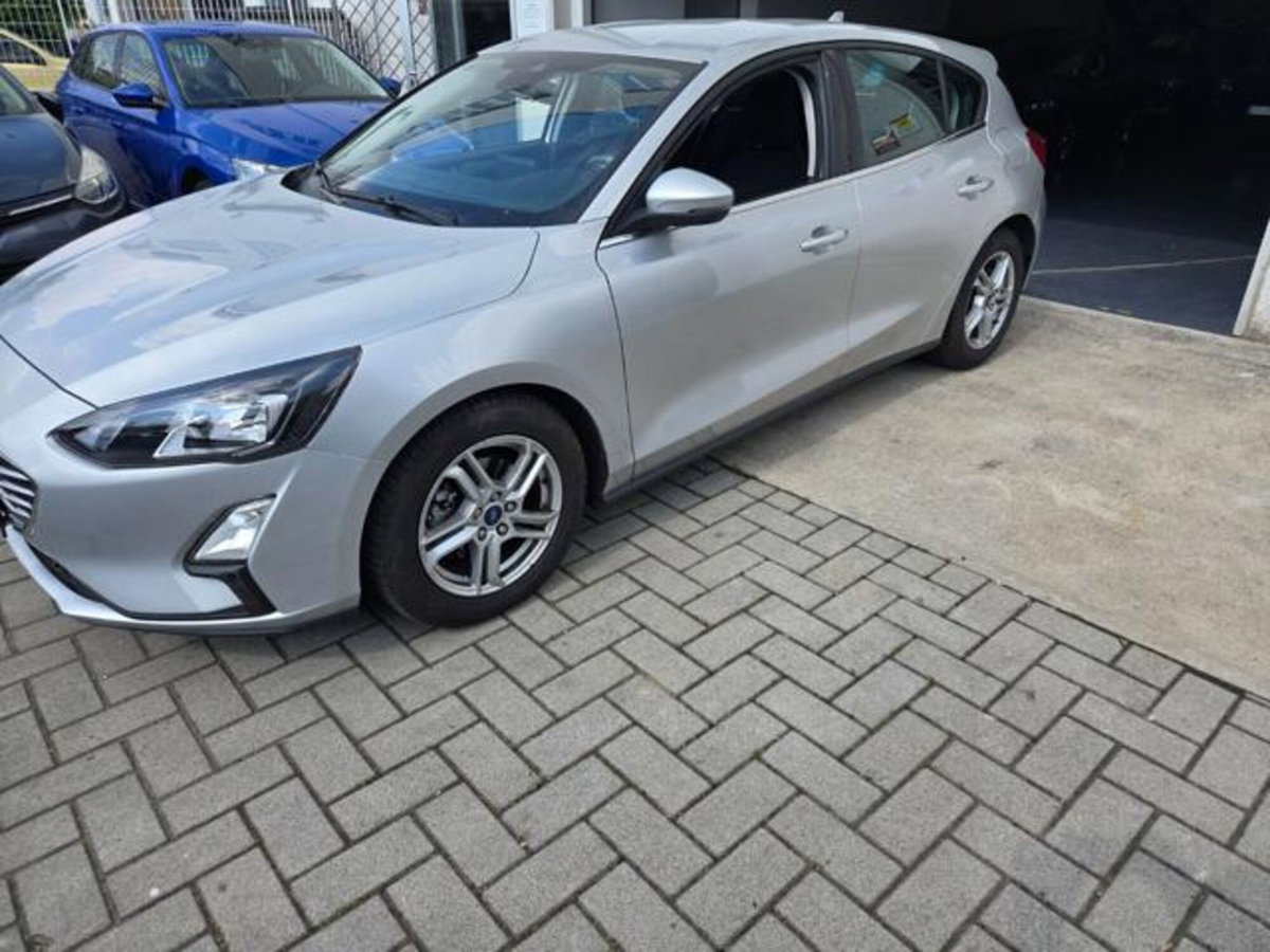 Ford Focus 1.0 EcoBoost Hybrid 125 CV Powershift 5p. Active X (11)