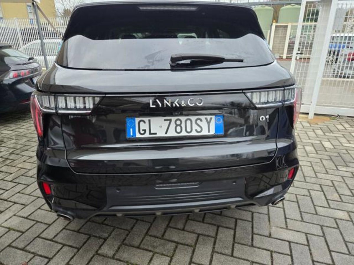 Lynk & Co 01 01 1.5 td phev (11)