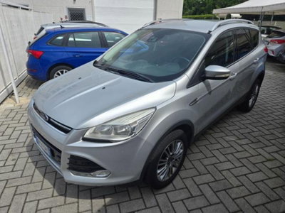 Ford Kuga 2.0 TDCI 140 CV 4WD Titanium (3)