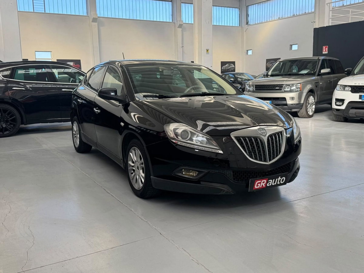Lancia Delta 2.0 MJT DPF Platino (4)