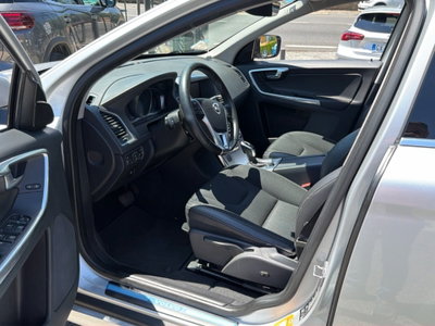 Volvo XC60 D5 AWD Geartronic Business (11)