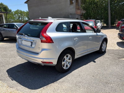 Volvo XC60 D5 AWD Geartronic Business (5)