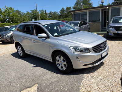 Volvo XC60 D5 AWD Geartronic Business (7)