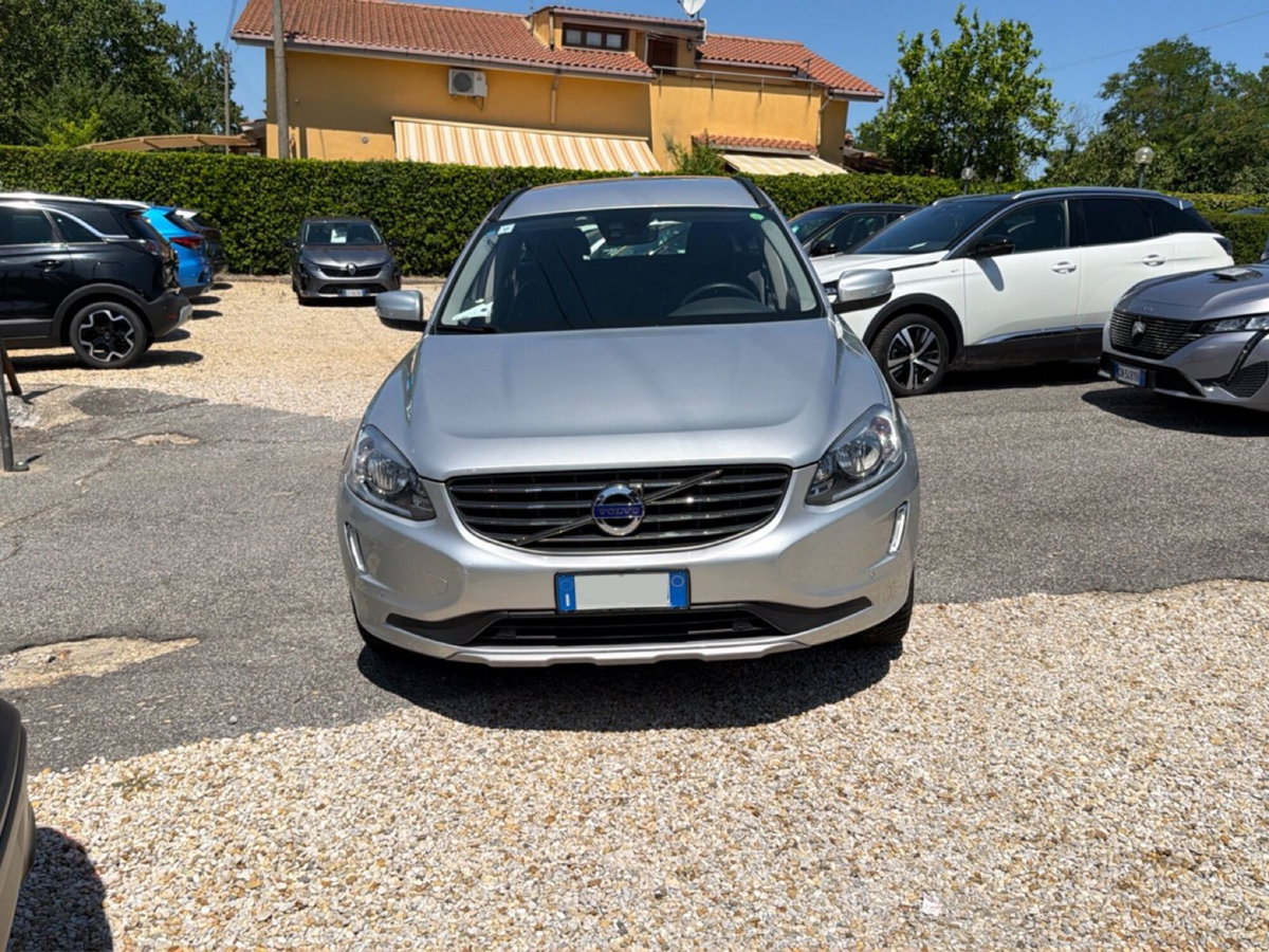 Volvo XC60 D5 AWD Geartronic Business (8)