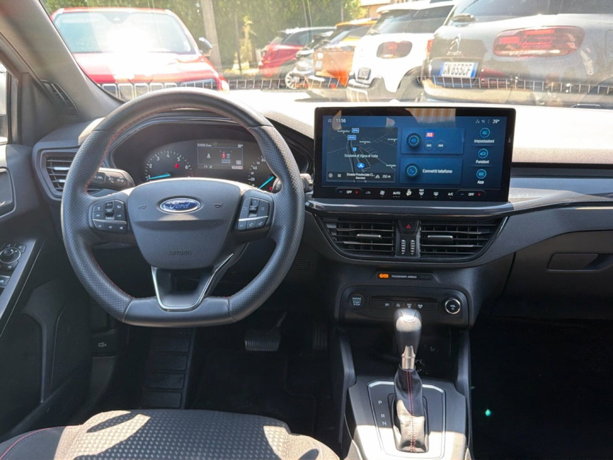 Ford Focus 1.0t ecoboost h ST-Line X 155cv powershift (12)