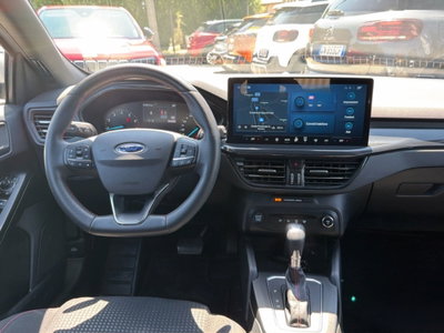 Ford Focus 1.0t ecoboost h ST-Line X 155cv powershift (12)