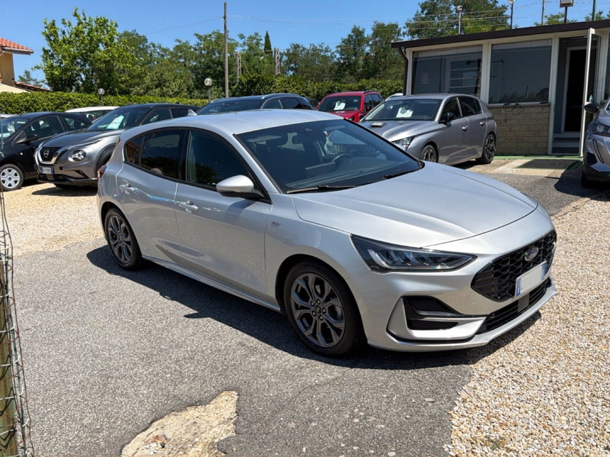 Ford Focus 1.0t ecoboost h ST-Line X 155cv powershift (7)