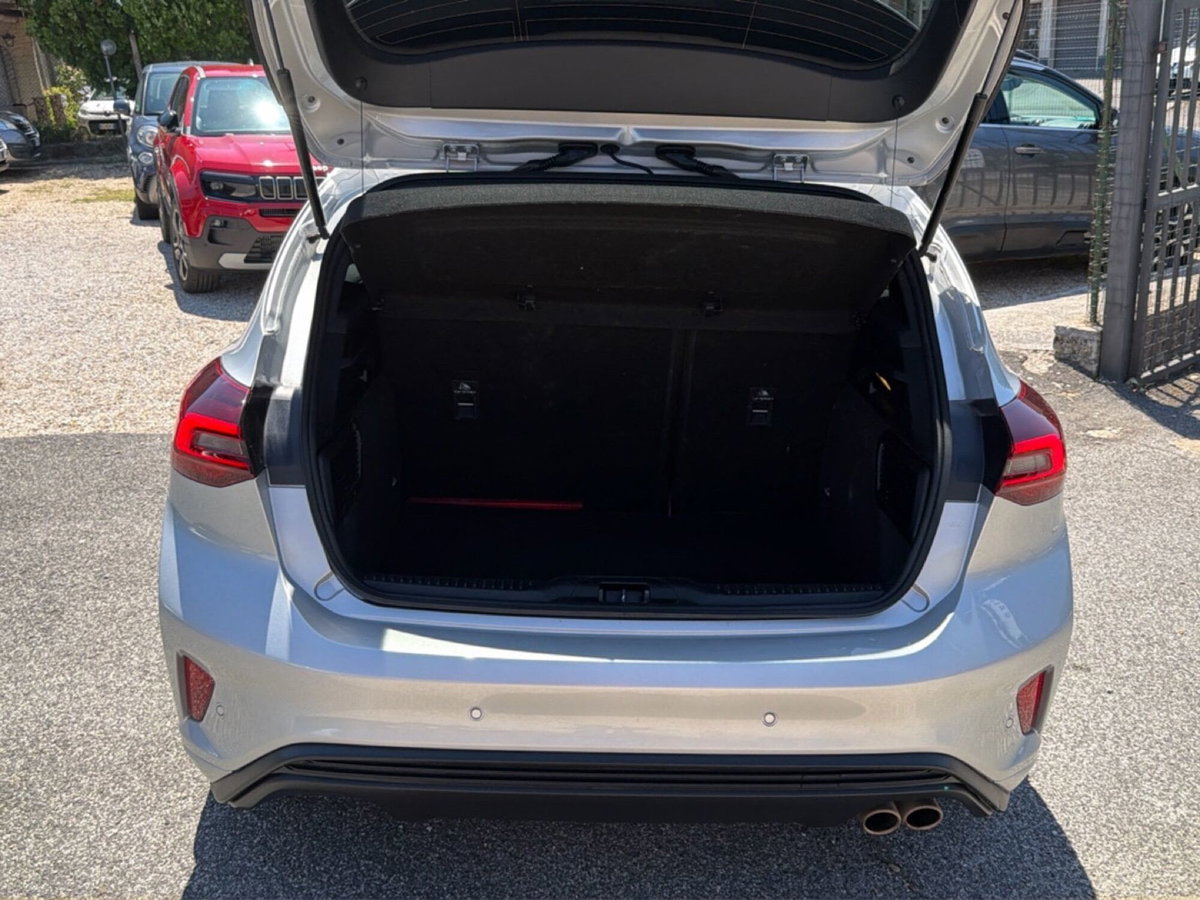 Ford Focus 1.0t ecoboost h ST-Line X 155cv powershift (9)
