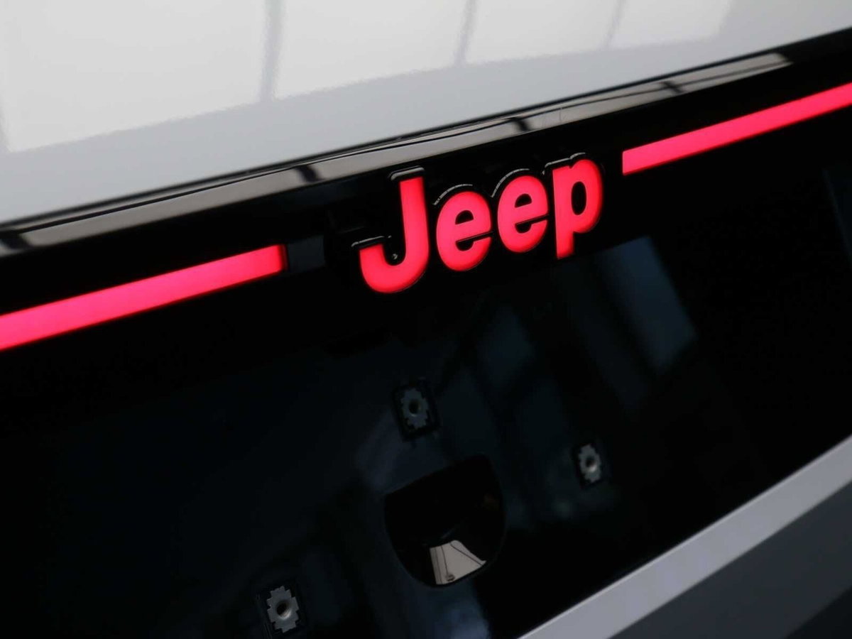 Jeep Compass 1.2 turbo 48V e-hybrid Summit fwd 145cv edct6 (6)