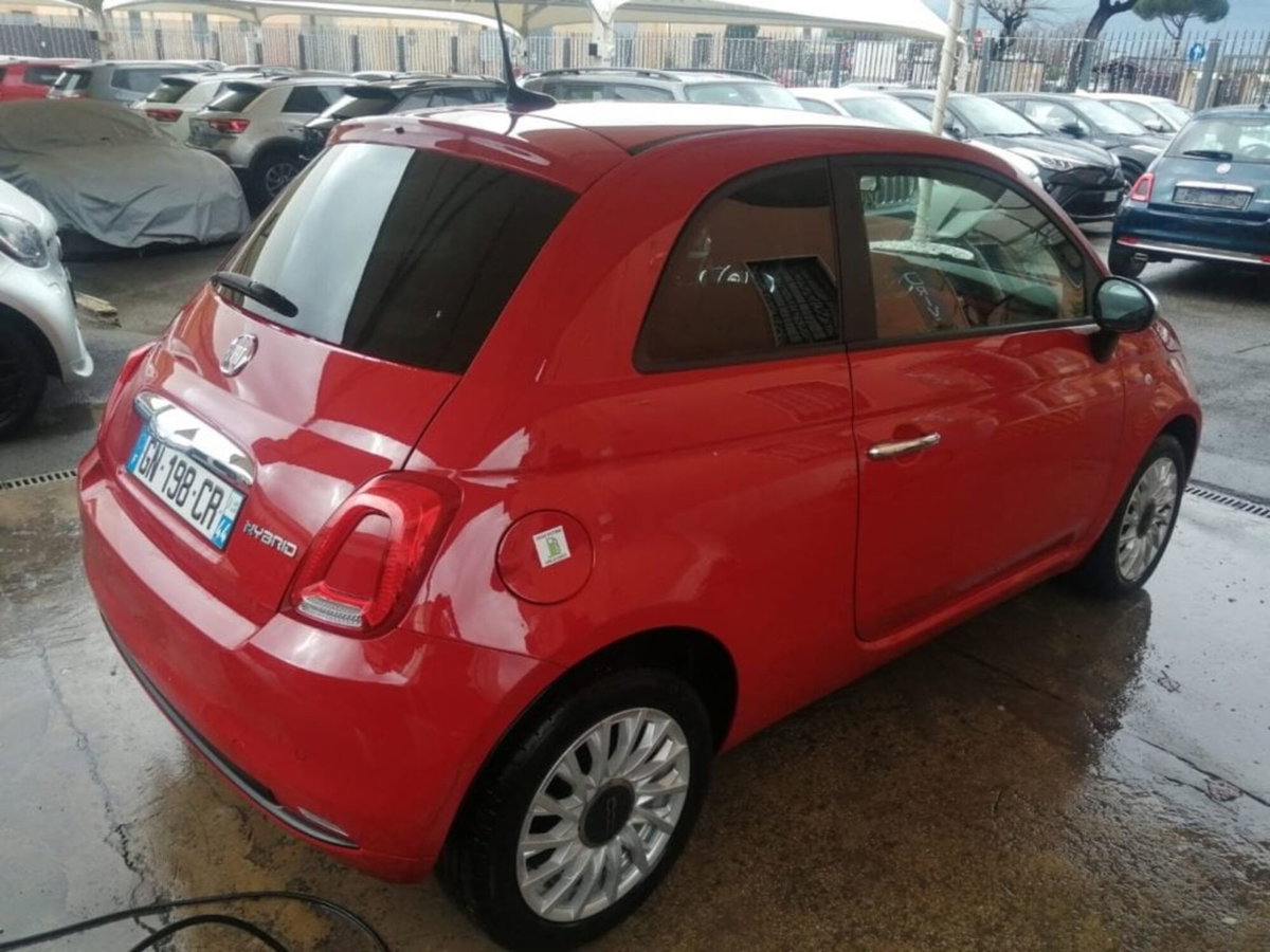 Fiat 500 1.0 Hybrid Red