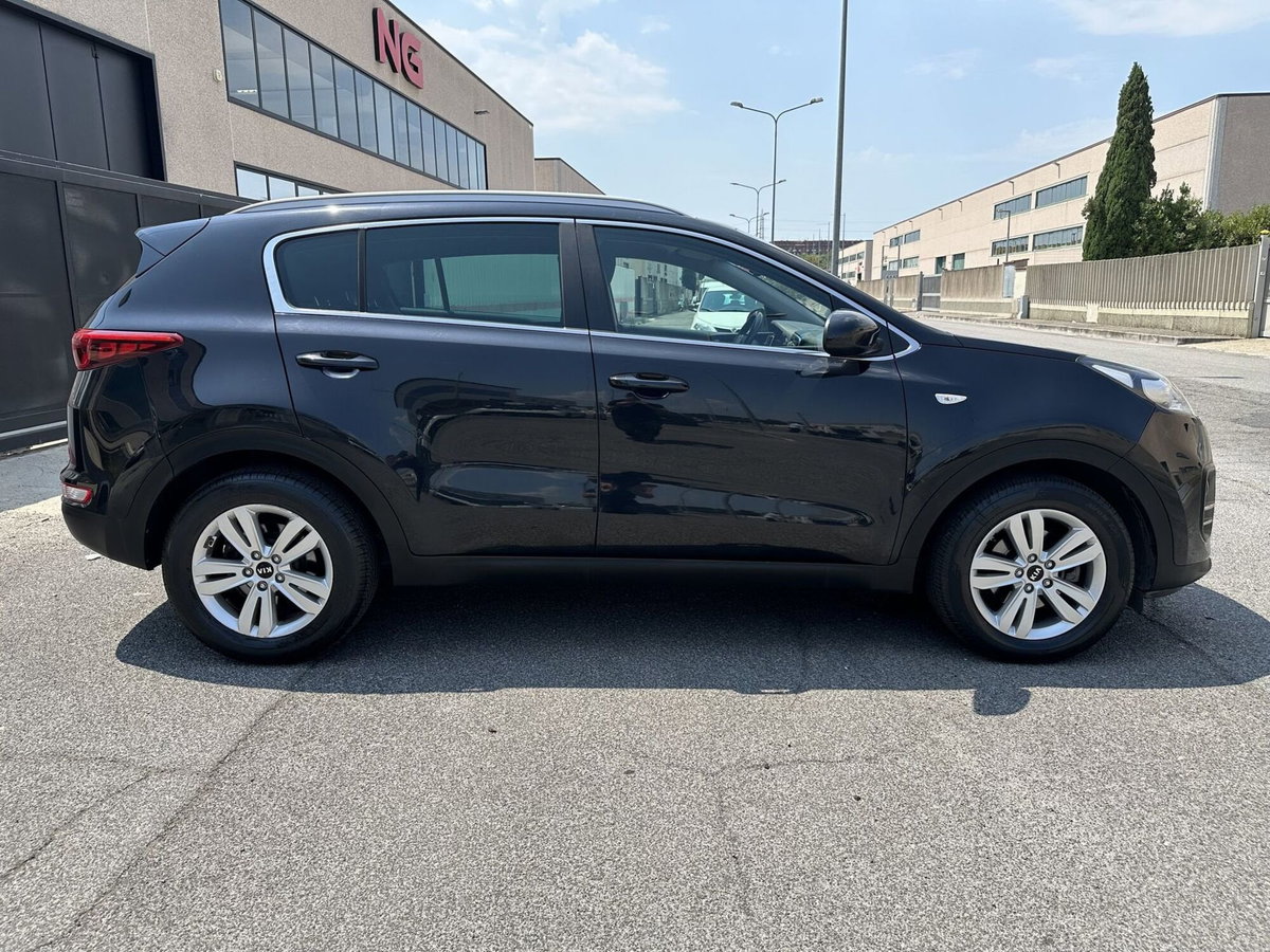 Kia Sportage 1.7 CRDI 2WD Business Class (6)
