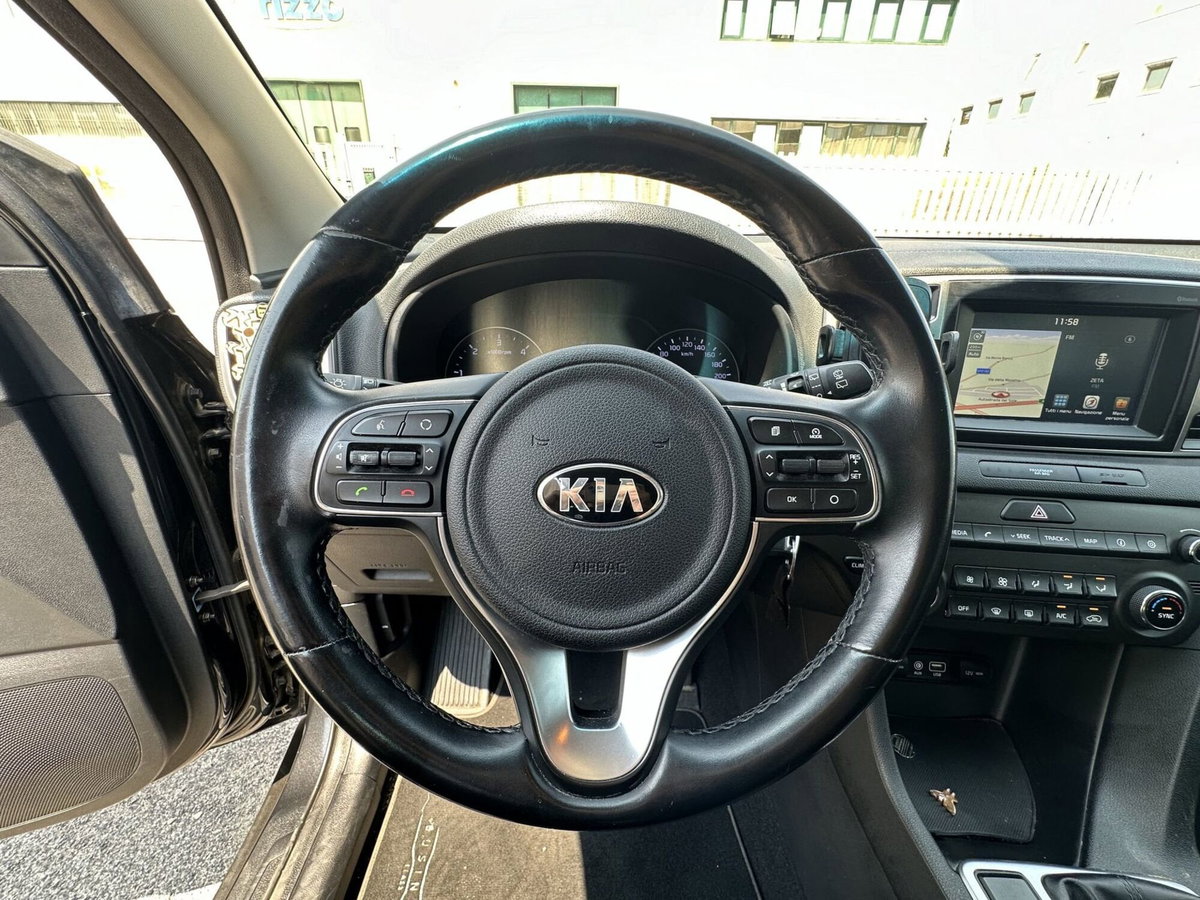 Kia Sportage 1.7 CRDI 2WD Business Class (8)