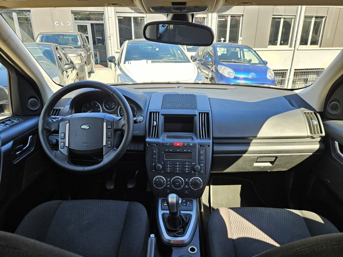 Land Rover Freelander 2.2 TD4 S.W. S (8)