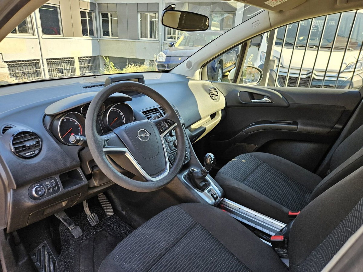Opel Meriva 1.4 Turbo 120CV GPL Tech Cosmo (6)