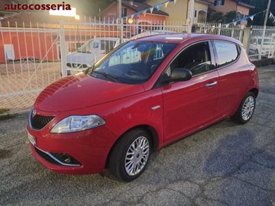 Lancia Ypsilon 1.2 69 CV 5 porte Gold usata