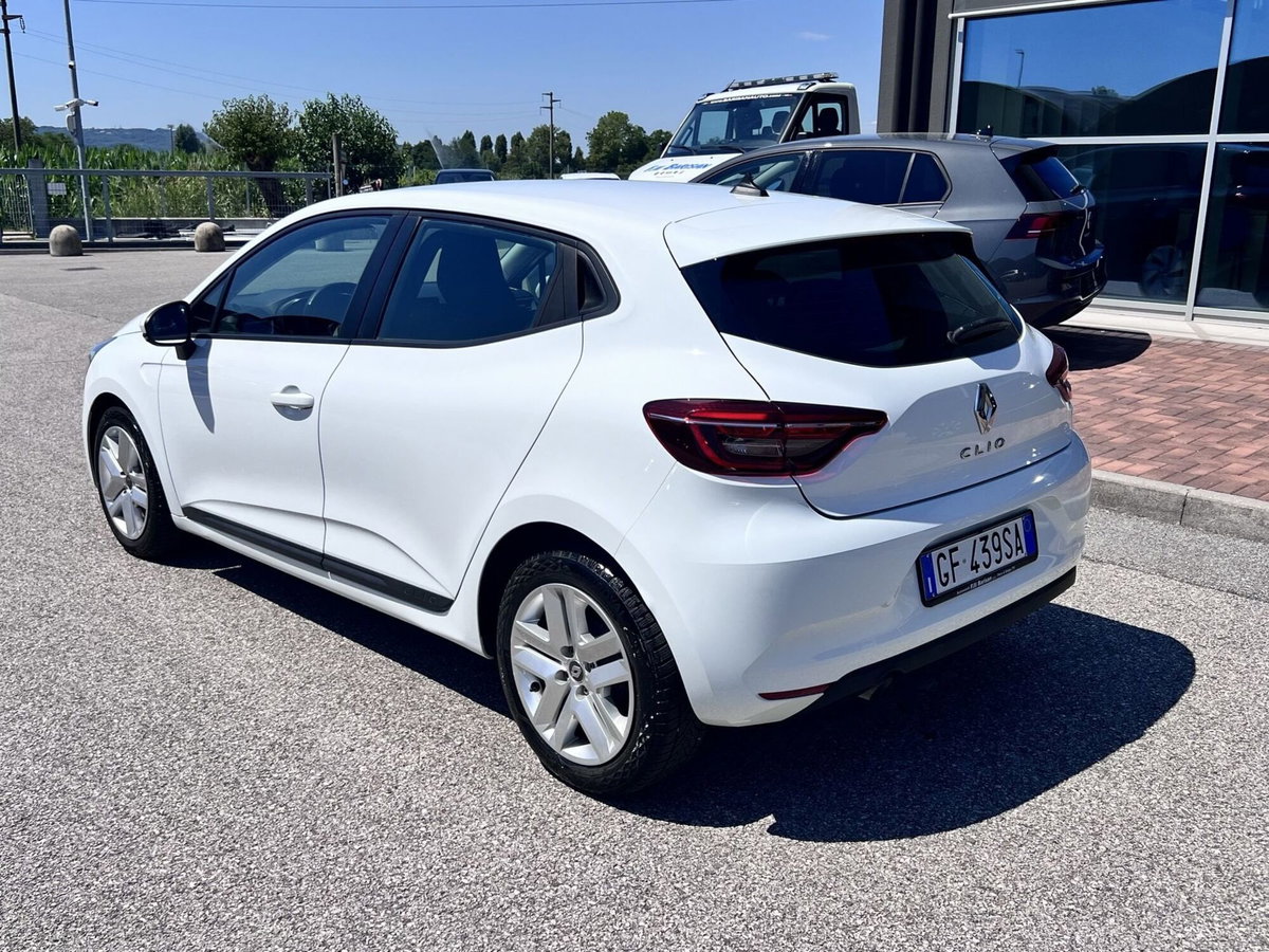Renault Clio TCe 90 CV 5 porte Zen (4)