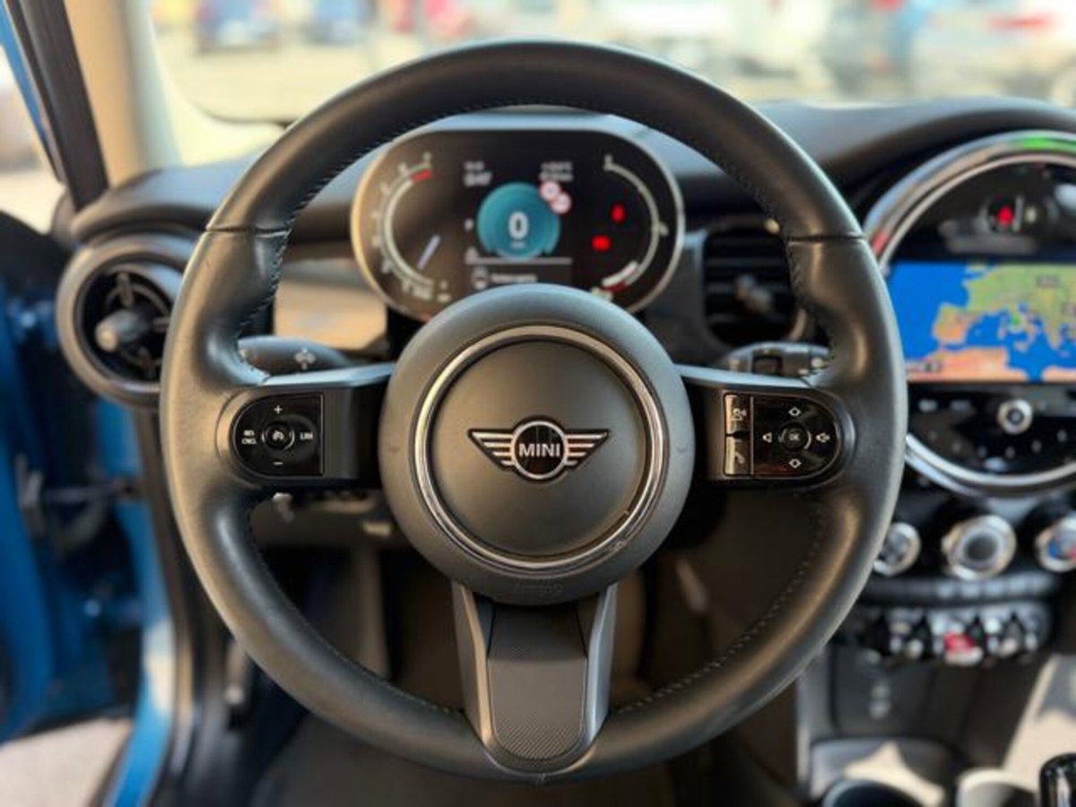 MINI Mini 1.5 Cooper Camden Edition (13)