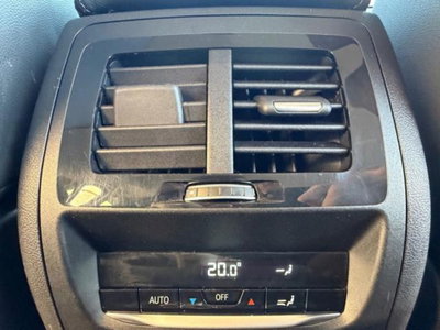 BMW X4 xDrive20d 48V Business Advantage (10)