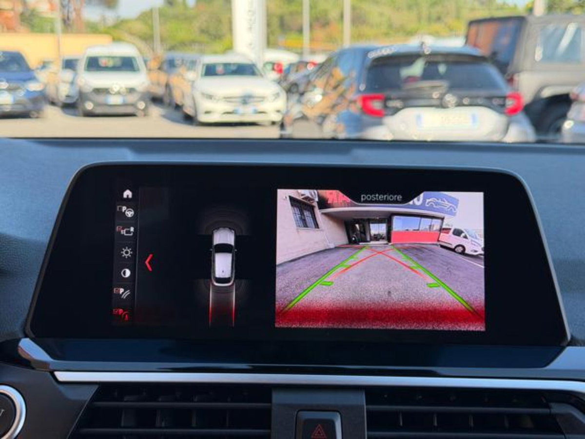 BMW X4 xDrive20d 48V Business Advantage (12)