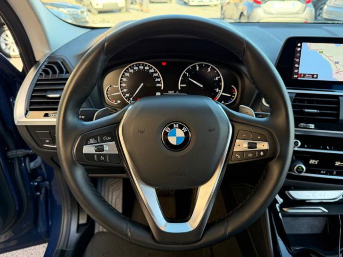 BMW X4 xDrive20d 48V Business Advantage (14)