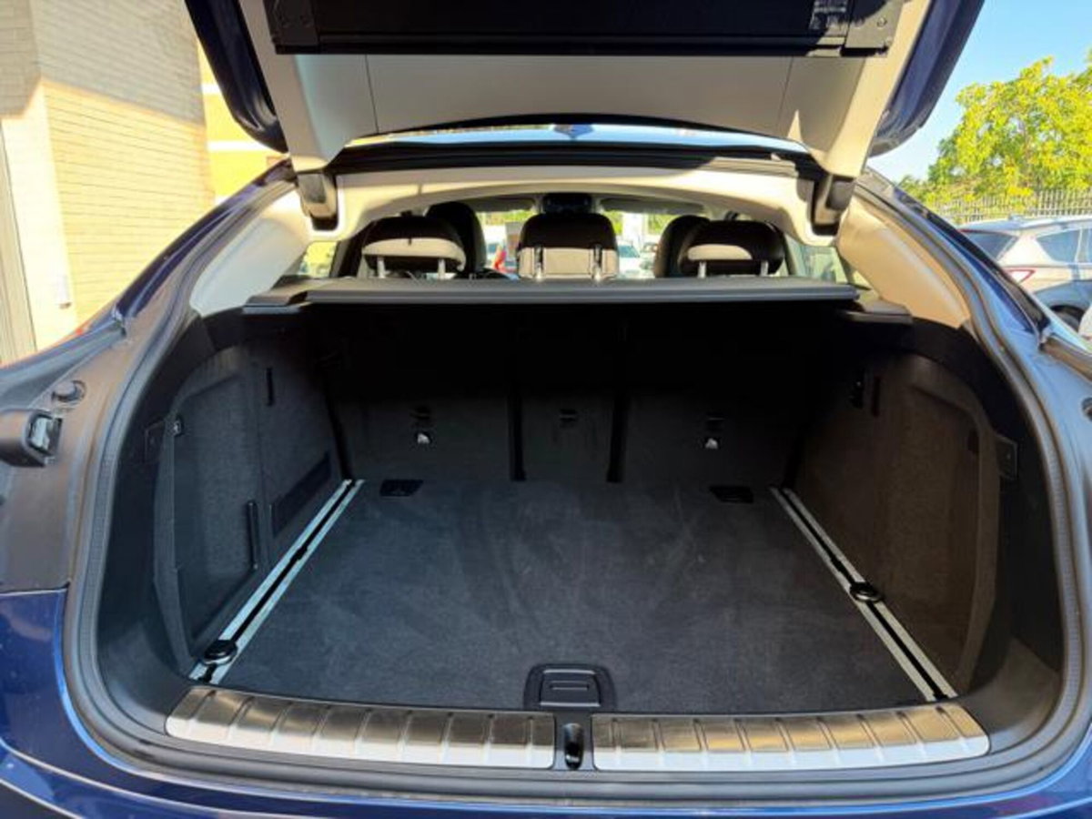 BMW X4 xDrive20d 48V Business Advantage (7)