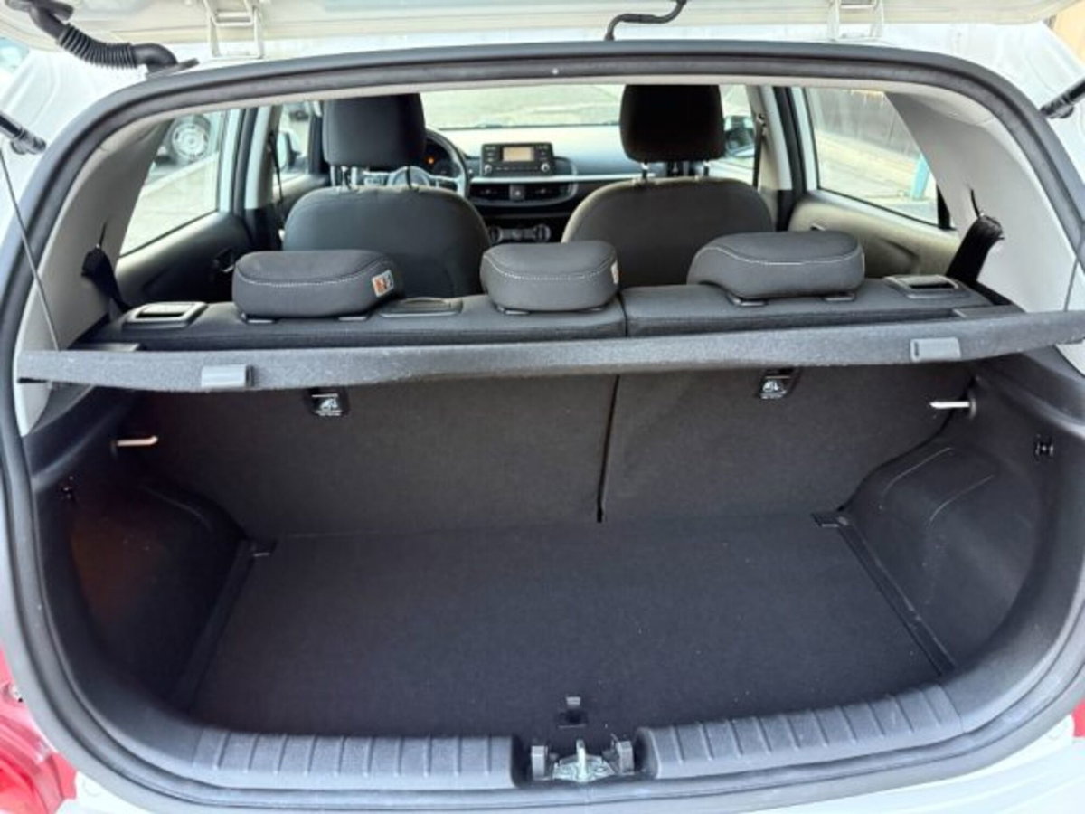 Kia Picanto 1.0 12V 5 porte AMT Style (16)