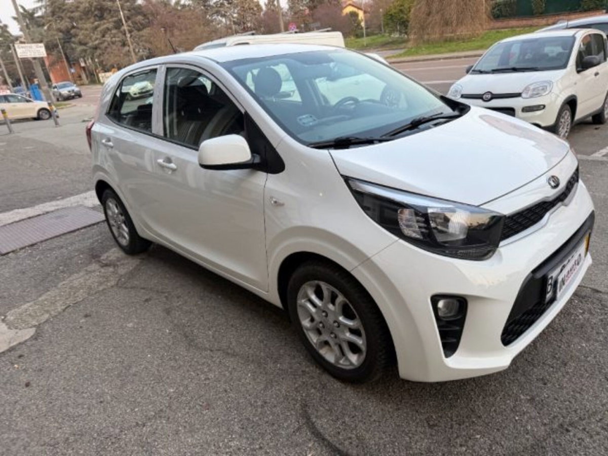 Kia Picanto 1.0 12V 5 porte AMT Style (4)