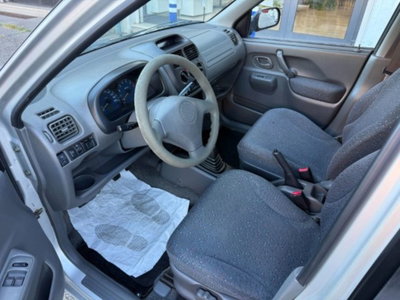 Suzuki Ignis 1.3i 16V cat 4WD GL (19)