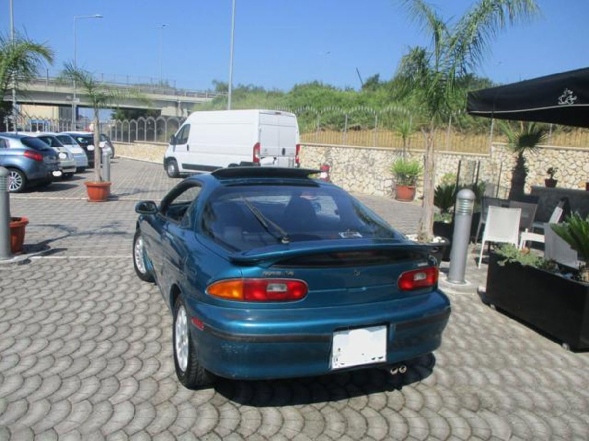 Mazda MX-3 1.8i V6 24V cat (9)