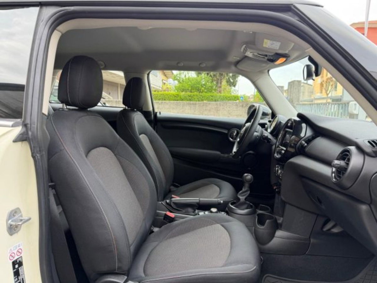 MINI Mini 1.5 One 75 CV (14)