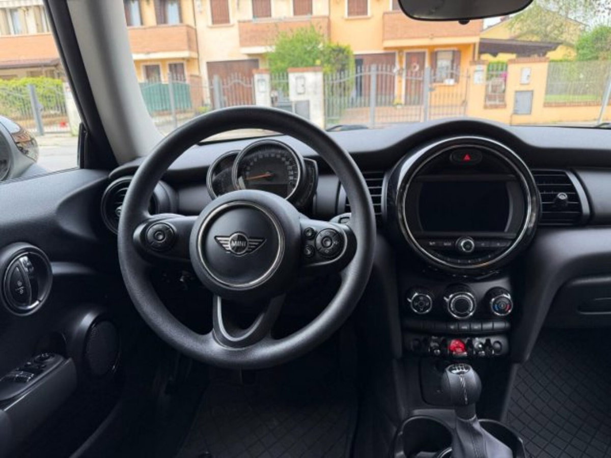 MINI Mini 1.5 One 75 CV (9)