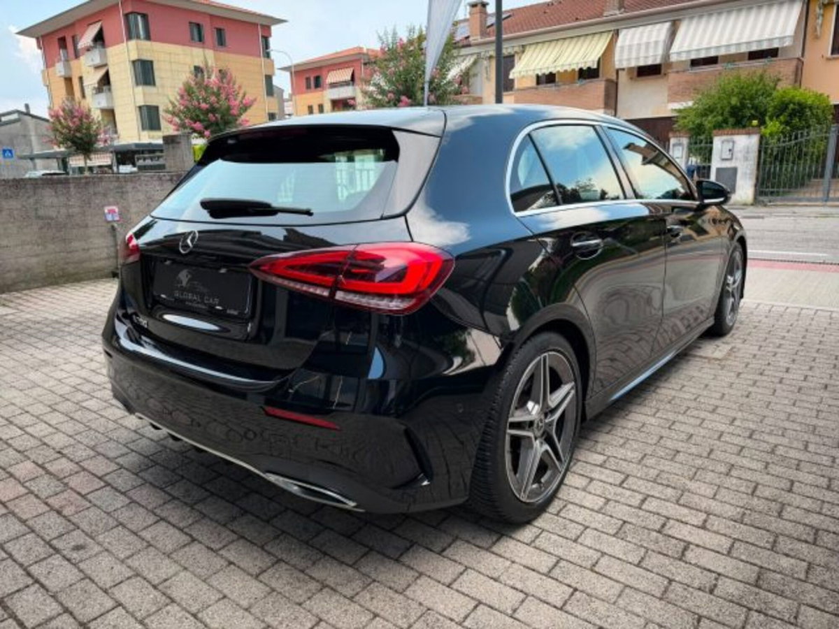Mercedes-Benz Classe A Sedan 200 Automatic 4p. Premium (5)