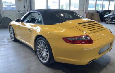 Porsche 911 Cabrio Carrera 4S (4)