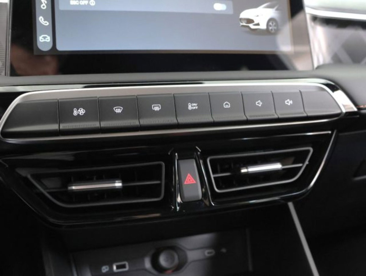 Mg MG3 1.5 Standard (19)