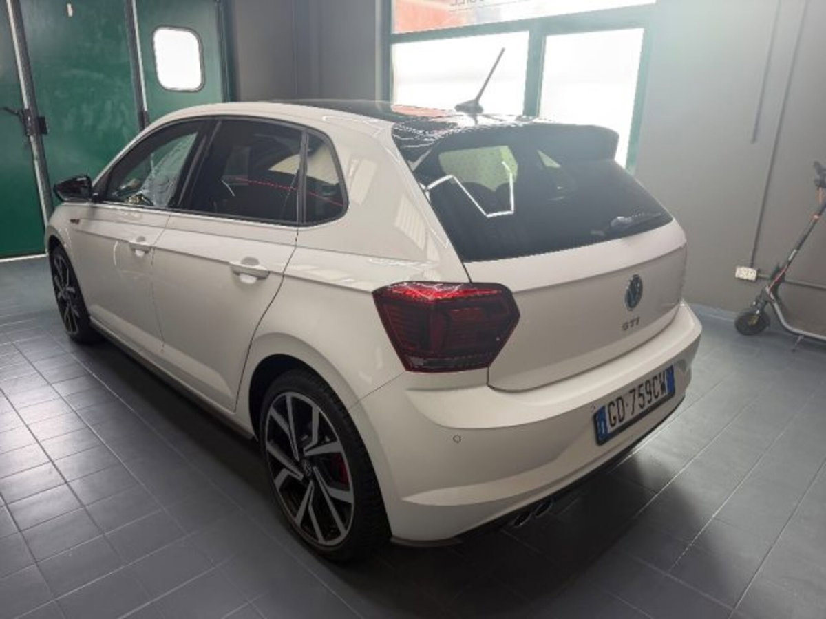 Volkswagen Polo 2.0 TSI DSG GTI BlueMotion Technology (7)