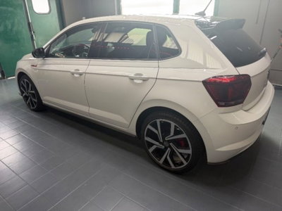 Volkswagen Polo 2.0 TSI DSG GTI BlueMotion Technology (8)