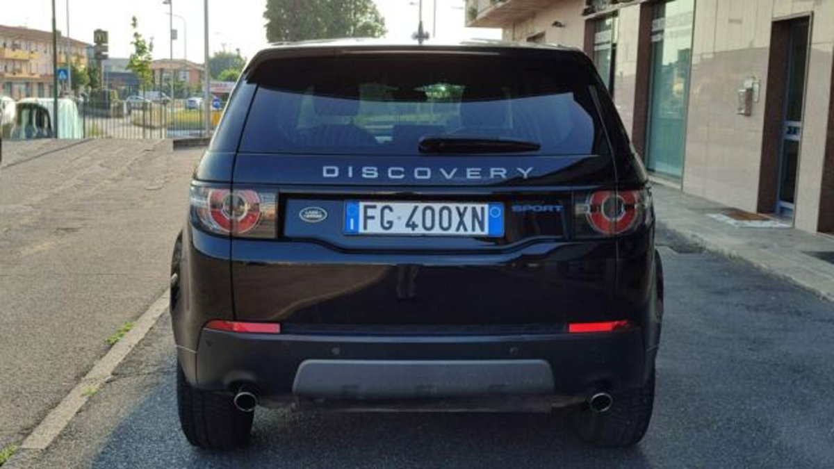 Land Rover Discovery Sport 2.0 TD4 150 CV HSE (4)