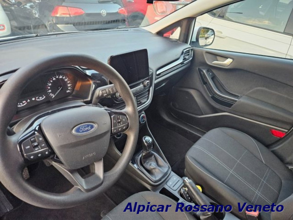 Ford Fiesta 1.1 85 CV 5 porte Titanium (19)