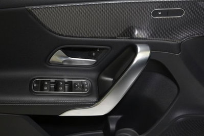 Mercedes-Benz Classe A 180 d Automatic Sport (10)