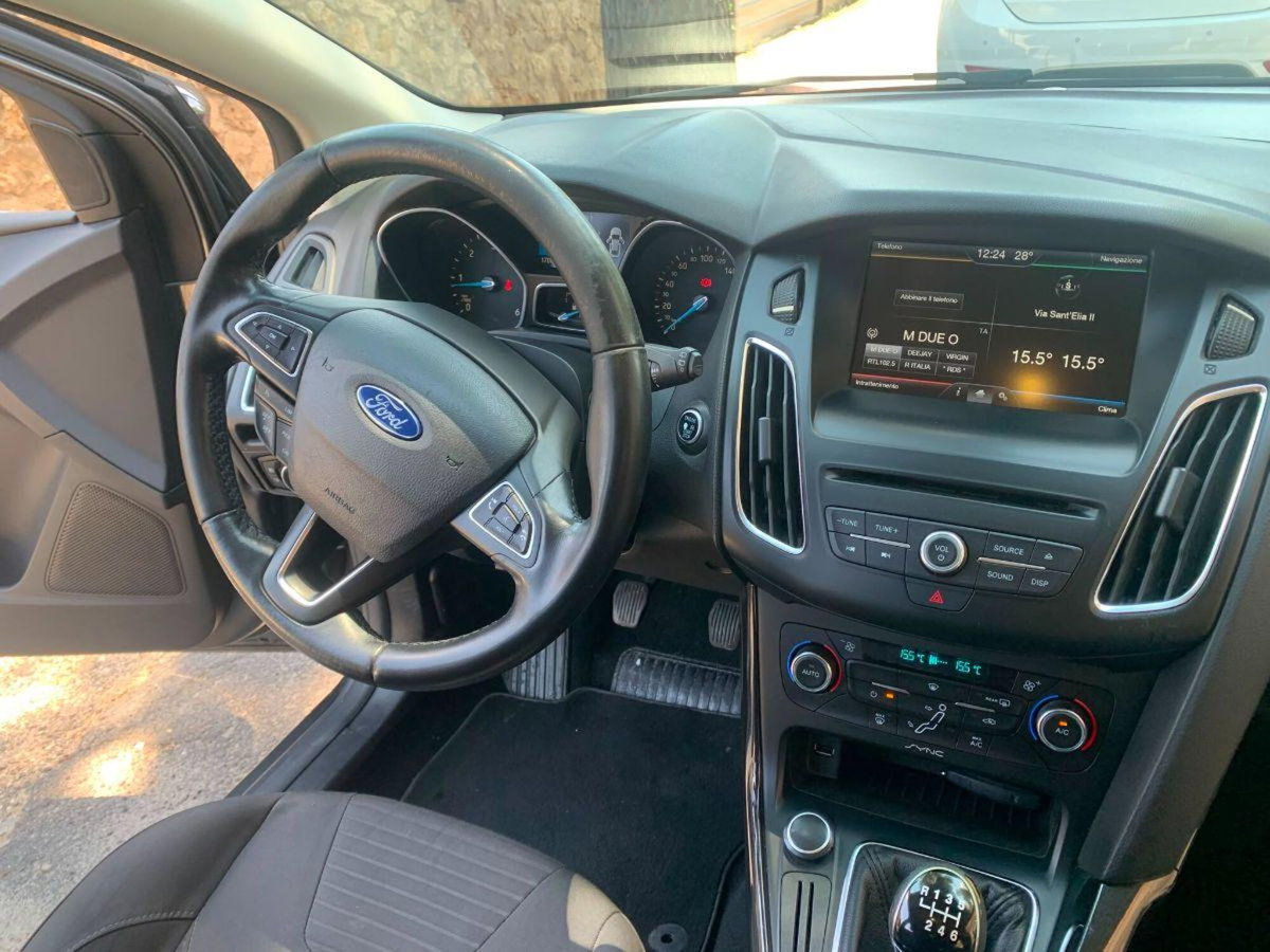 Ford Focus 1.6 TDCi 115 CV Titanium (11)